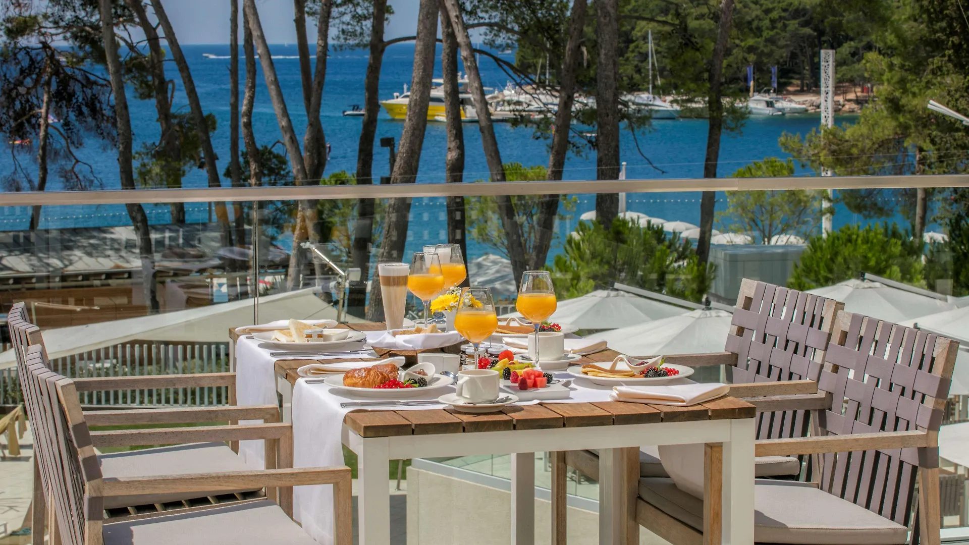 Hotel Bellevue Mali Losinj 5*,