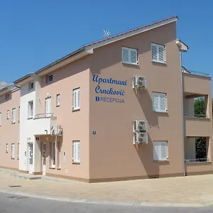 Crnekovic V Baška