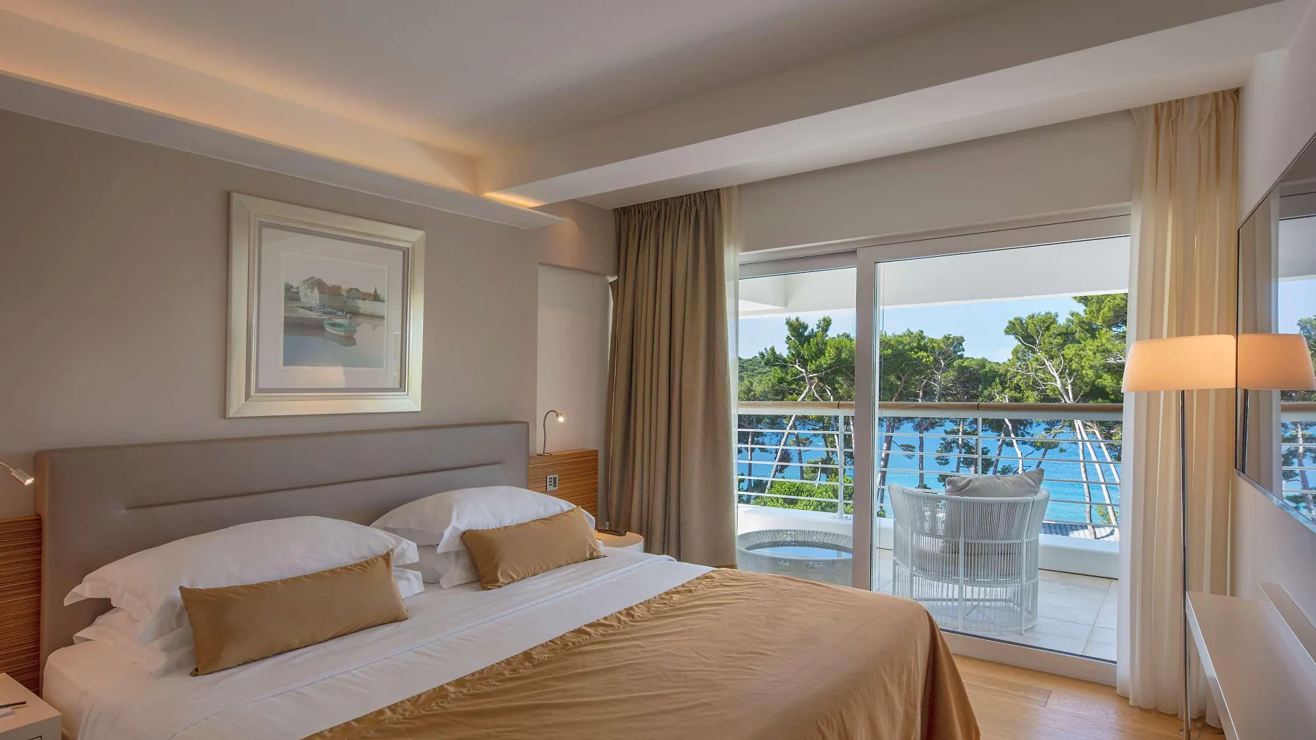 Hotel Bellevue Мали-Лошинь 5*,  Хорватия