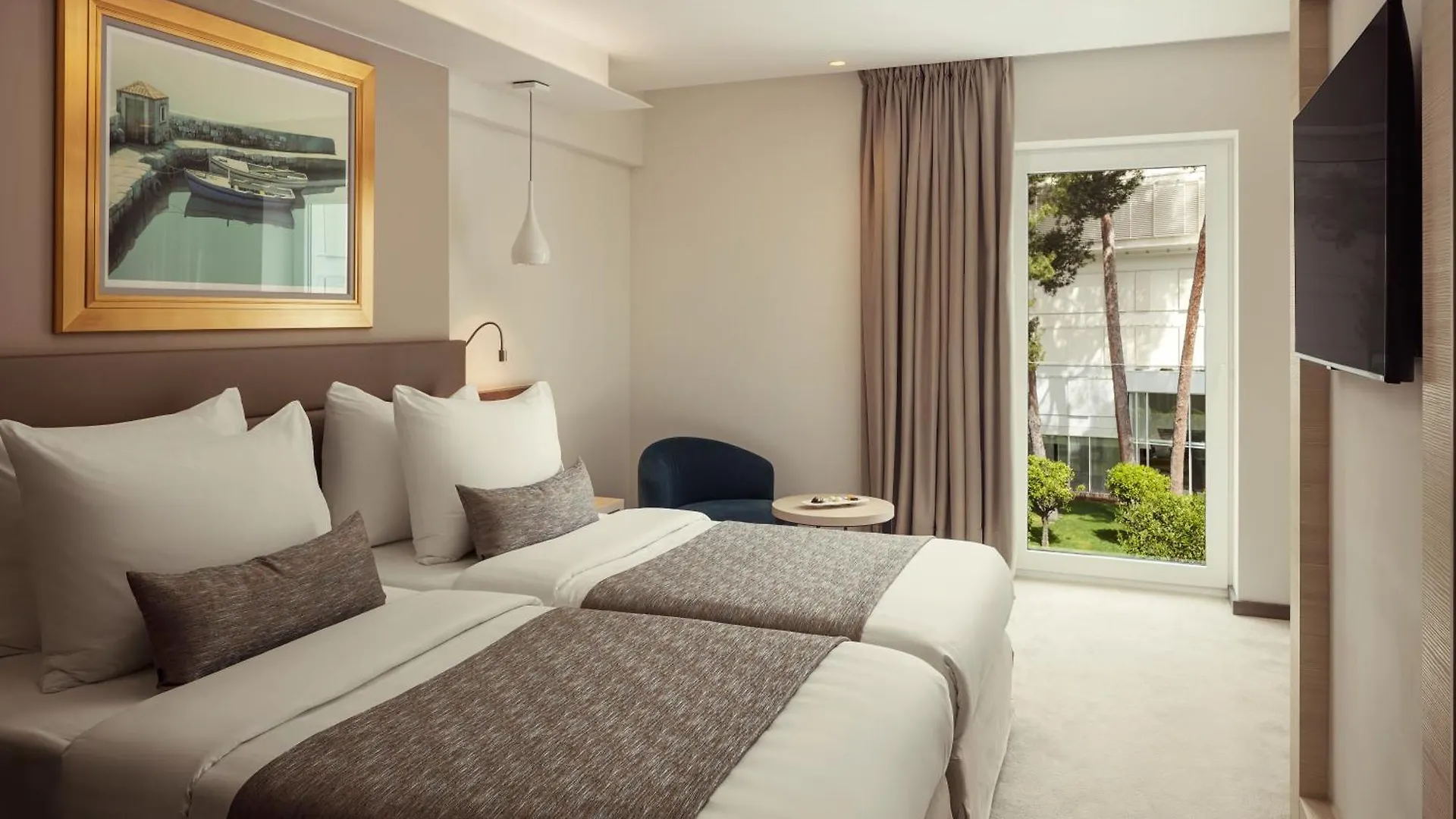 Hotel Bellevue Mali Lošinj 5*,