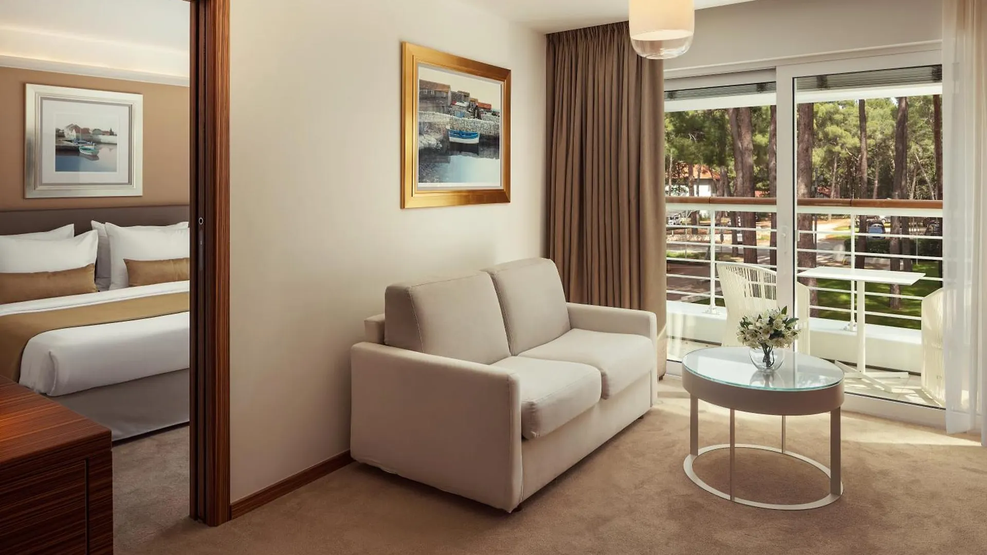 Hotel Bellevue Mali Lošinj 5*,  Croacia